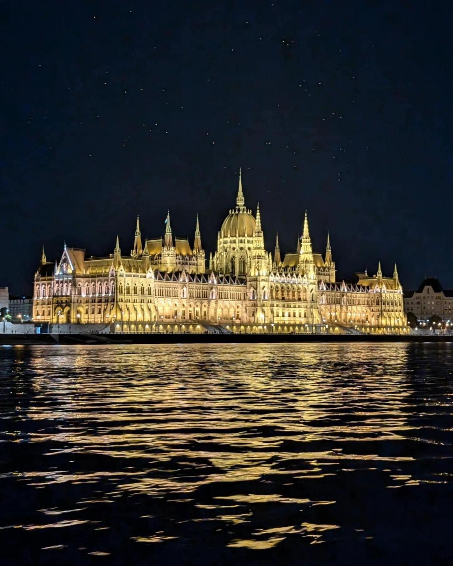 Premium Apartment By The Danube With Ac ブダペスト エクステリア 写真